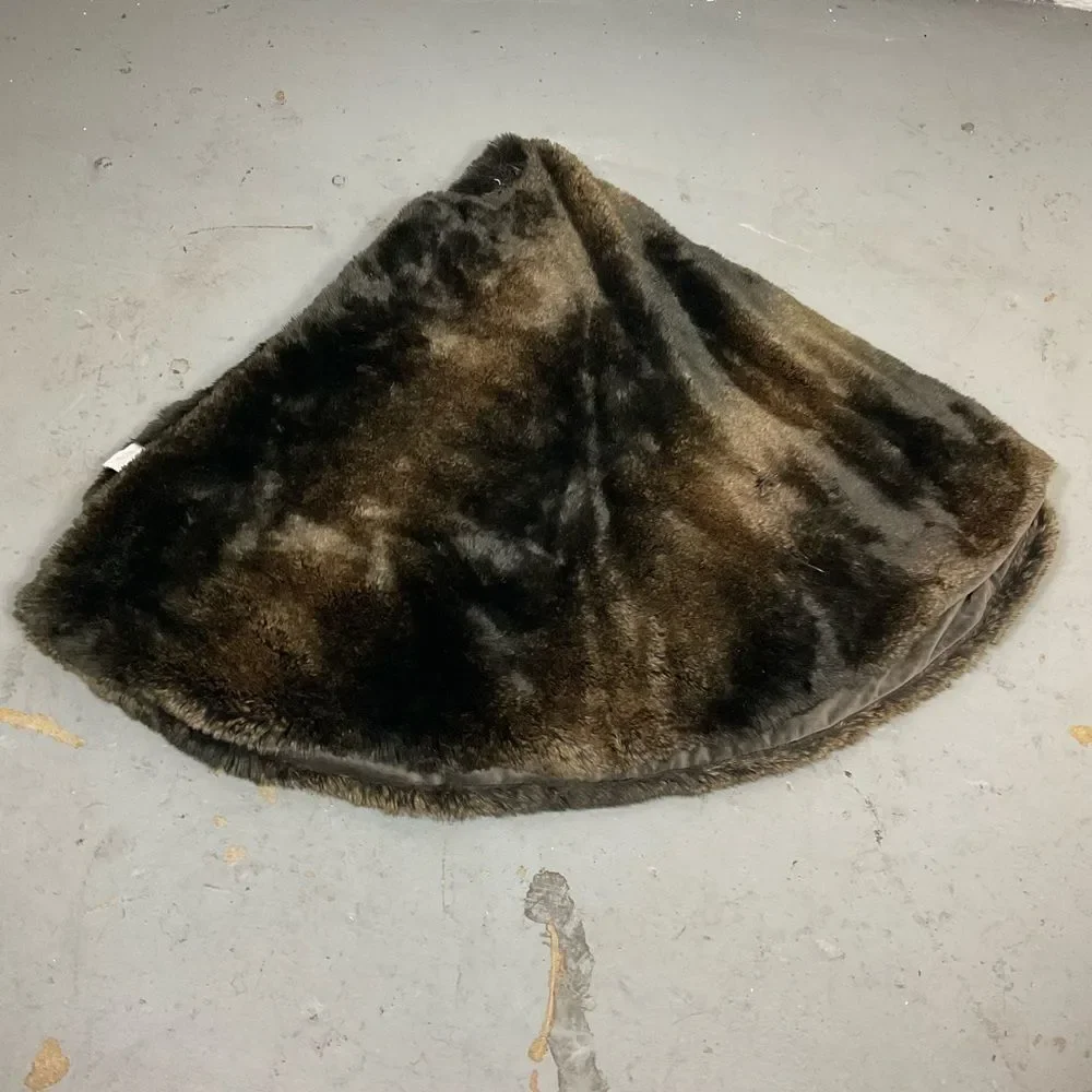Restoration Hardware Luxe Faux Fur Brown Black Tree Skirt